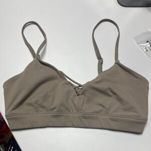 Alo yoga size XS taupe sports bra